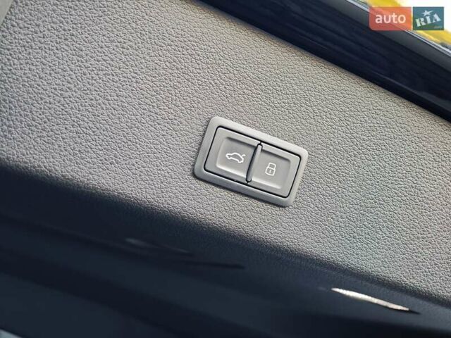 Чорний Ауді E-Tron, об'ємом двигуна 0 л та пробігом 34 тис. км за 49499 $, фото 58 на Automoto.ua