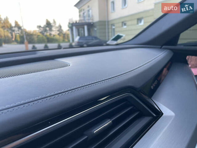 Чорний Ауді E-Tron, об'ємом двигуна 0 л та пробігом 35 тис. км за 40950 $, фото 39 на Automoto.ua