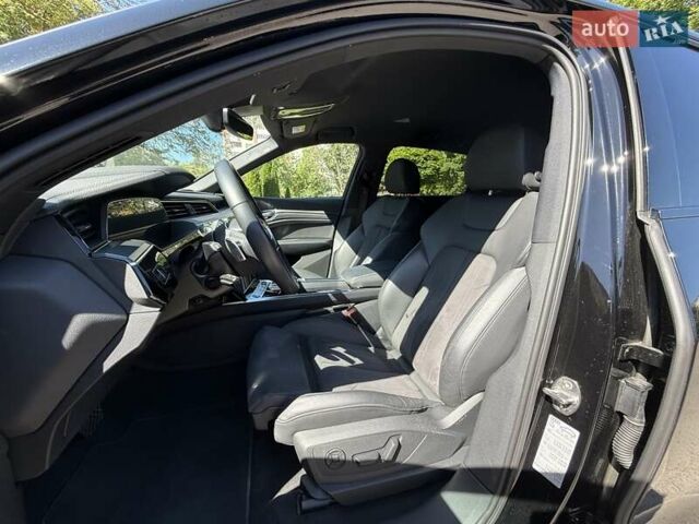 Черный Ауди E-Tron, объемом двигателя 0 л и пробегом 23 тыс. км за 38999 $, фото 26 на Automoto.ua