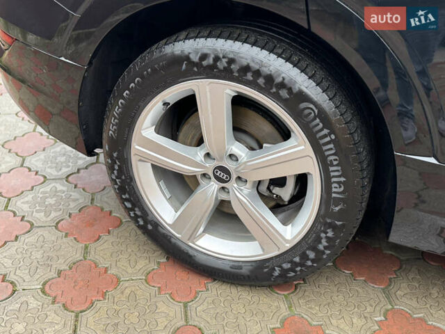 Чорний Ауді E-Tron, об'ємом двигуна 0 л та пробігом 190 тис. км за 24199 $, фото 60 на Automoto.ua