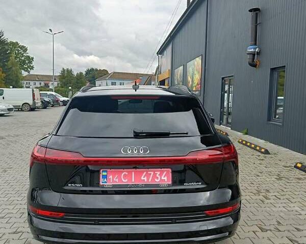 Чорний Ауді E-Tron, об'ємом двигуна 0 л та пробігом 147 тис. км за 29999 $, фото 5 на Automoto.ua