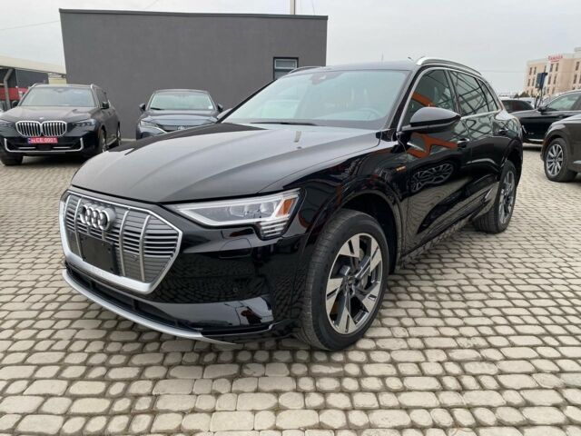 Чорний Ауді E-Tron, об'ємом двигуна 0 л та пробігом 38 тис. км за 33900 $, фото 2 на Automoto.ua