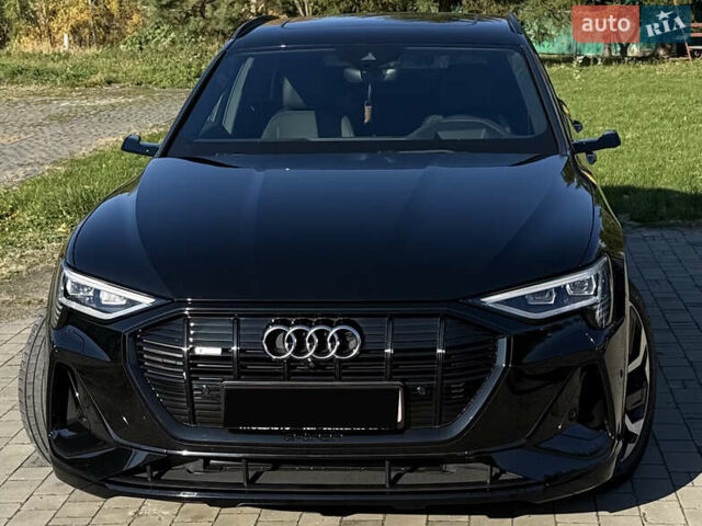 Черный Ауди E-Tron, объемом двигателя 0 л и пробегом 50 тыс. км за 44000 $, фото 60 на Automoto.ua