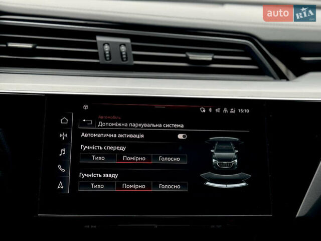 Черный Ауди E-Tron, объемом двигателя 0 л и пробегом 63 тыс. км за 44999 $, фото 62 на Automoto.ua