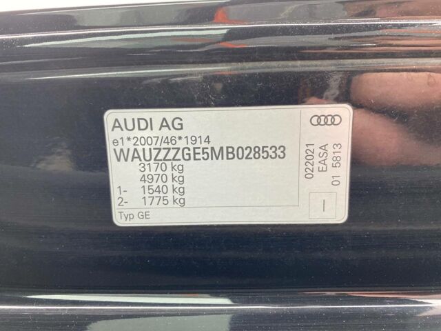 Чорний Ауді E-Tron, об'ємом двигуна 0 л та пробігом 81 тис. км за 36500 $, фото 31 на Automoto.ua
