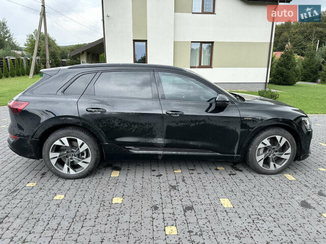 Черный Ауди E-Tron, объемом двигателя 0 л и пробегом 33 тыс. км за 37000 $, фото 4 на Automoto.ua