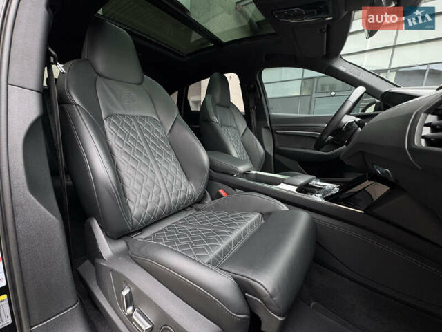 Черный Ауди E-Tron, объемом двигателя 0 л и пробегом 63 тыс. км за 44999 $, фото 35 на Automoto.ua