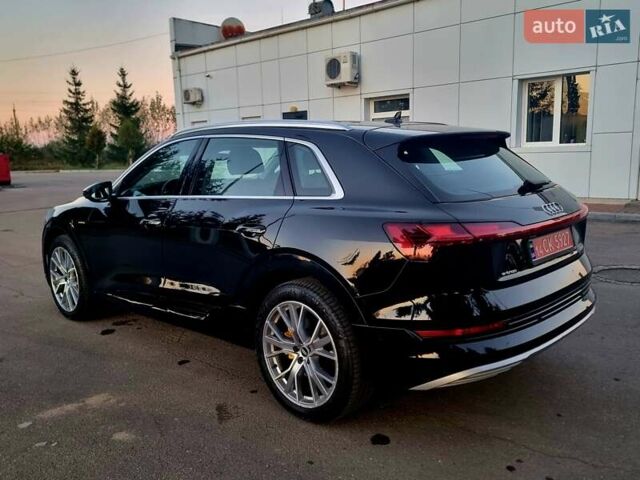 Черный Ауди E-Tron, объемом двигателя 0 л и пробегом 70 тыс. км за 32500 $, фото 9 на Automoto.ua