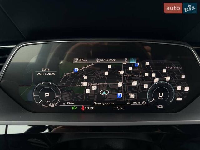 Чорний Ауді E-Tron, об'ємом двигуна 0 л та пробігом 99 тис. км за 29000 $, фото 22 на Automoto.ua