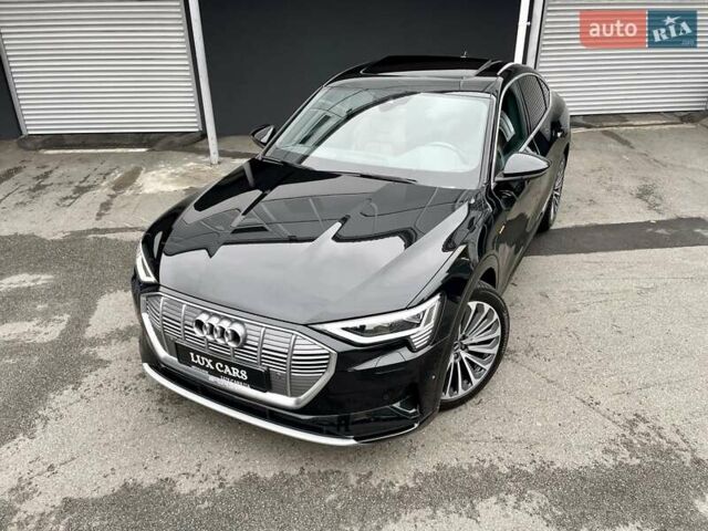 Черный Ауди E-Tron, объемом двигателя 0 л и пробегом 66 тыс. км за 41900 $, фото 9 на Automoto.ua