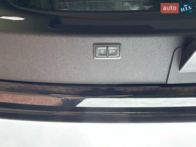 Чорний Ауді E-Tron, об'ємом двигуна 0 л та пробігом 58 тис. км за 42999 $, фото 82 на Automoto.ua