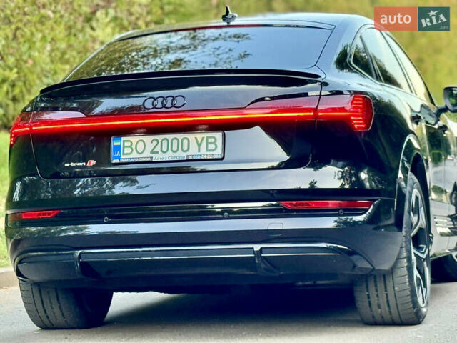 Чорний Ауді E-Tron, об'ємом двигуна 0 л та пробігом 79 тис. км за 44200 $, фото 19 на Automoto.ua
