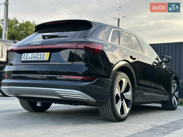 Черный Ауди E-Tron, объемом двигателя 0 л и пробегом 40 тыс. км за 26900 $, фото 20 на Automoto.ua