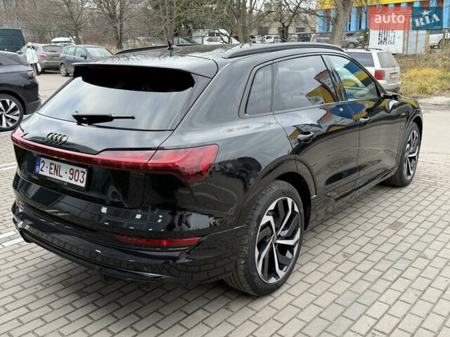 Чорний Ауді E-Tron, об'ємом двигуна 0 л та пробігом 133 тис. км за 34900 $, фото 7 на Automoto.ua