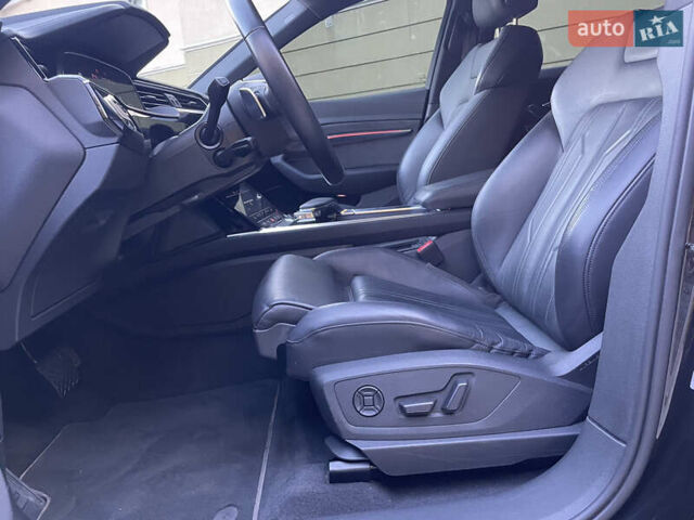 Чорний Ауді E-Tron, об'ємом двигуна 0 л та пробігом 35 тис. км за 40950 $, фото 25 на Automoto.ua