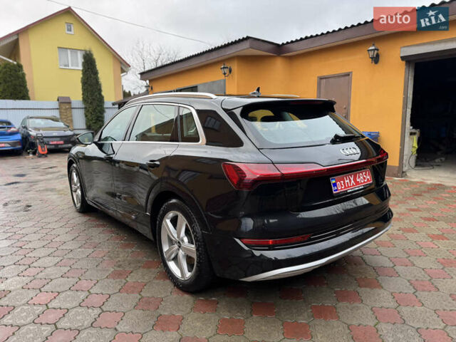 Чорний Ауді E-Tron, об'ємом двигуна 0 л та пробігом 190 тис. км за 24199 $, фото 7 на Automoto.ua