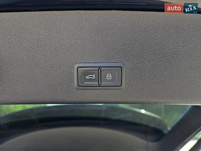 Чорний Ауді E-Tron, об'ємом двигуна 0 л та пробігом 73 тис. км за 37499 $, фото 47 на Automoto.ua