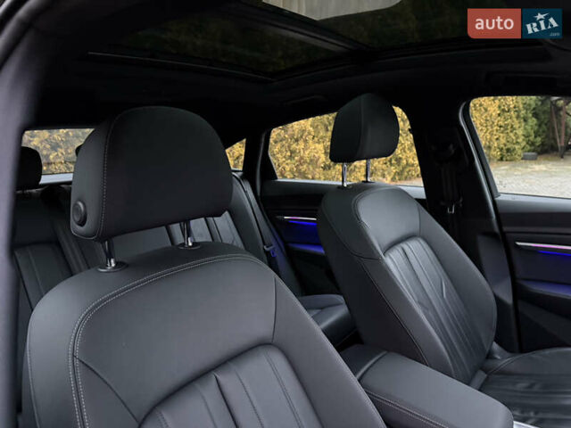 Чорний Ауді E-Tron, об'ємом двигуна 0 л та пробігом 54 тис. км за 37990 $, фото 43 на Automoto.ua