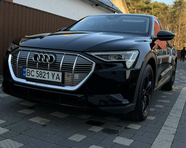 Черный Ауди E-Tron, объемом двигателя 0 л и пробегом 79 тыс. км за 26000 $, фото 13 на Automoto.ua