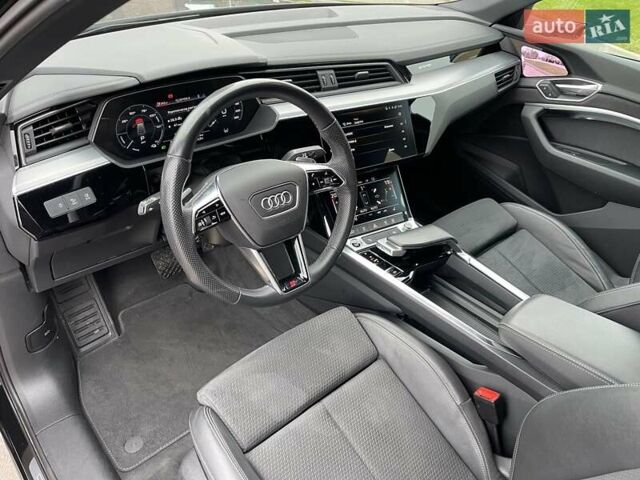 Черный Ауди E-Tron, объемом двигателя 0 л и пробегом 68 тыс. км за 37000 $, фото 22 на Automoto.ua