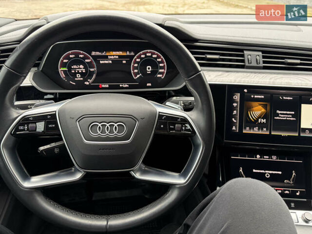 Чорний Ауді E-Tron, об'ємом двигуна 0 л та пробігом 126 тис. км за 27000 $, фото 24 на Automoto.ua