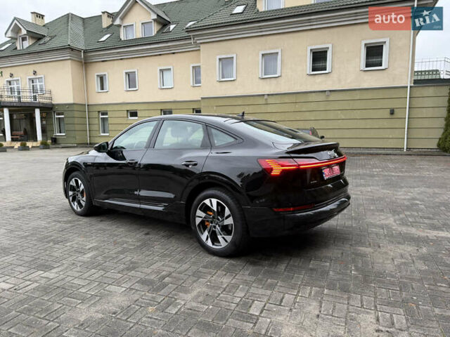 Чорний Ауді E-Tron, об'ємом двигуна 0 л та пробігом 54 тис. км за 37990 $, фото 7 на Automoto.ua