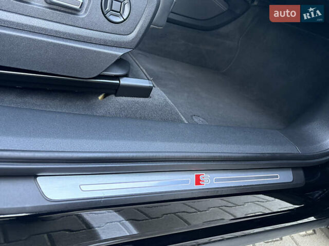 Чорний Ауді E-Tron, об'ємом двигуна 0 л та пробігом 95 тис. км за 36599 $, фото 74 на Automoto.ua