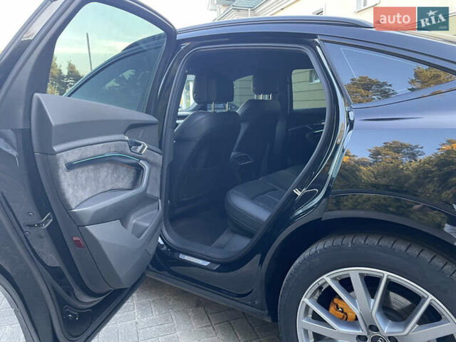 Чорний Ауді E-Tron, об'ємом двигуна 0 л та пробігом 35 тис. км за 40950 $, фото 41 на Automoto.ua