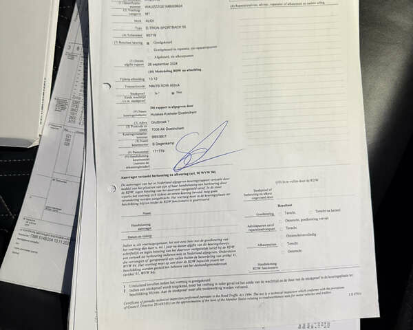 Чорний Ауді E-Tron, об'ємом двигуна 0 л та пробігом 84 тис. км за 36000 $, фото 75 на Automoto.ua