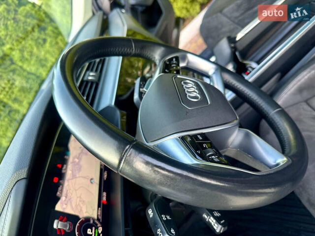Черный Ауди E-Tron, объемом двигателя 0 л и пробегом 82 тыс. км за 37777 $, фото 77 на Automoto.ua
