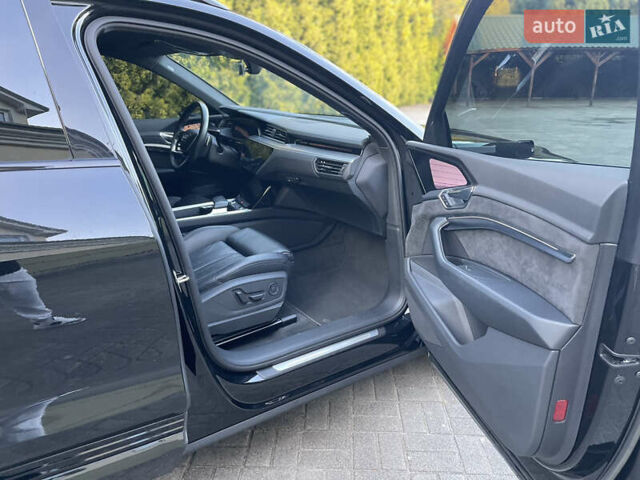 Чорний Ауді E-Tron, об'ємом двигуна 0 л та пробігом 35 тис. км за 40950 $, фото 51 на Automoto.ua