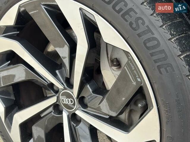 Чорний Ауді E-Tron, об'ємом двигуна 0 л та пробігом 99 тис. км за 29000 $, фото 10 на Automoto.ua