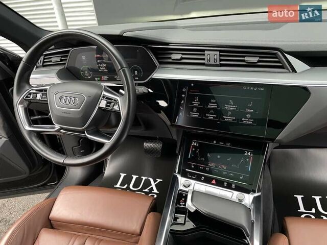 Черный Ауди E-Tron, объемом двигателя 0 л и пробегом 66 тыс. км за 41900 $, фото 56 на Automoto.ua