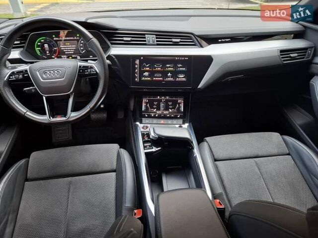 Чорний Ауді E-Tron, об'ємом двигуна 0 л та пробігом 31 тис. км за 39990 $, фото 18 на Automoto.ua