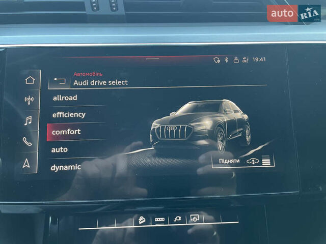 Чорний Ауді E-Tron, об'ємом двигуна 0 л та пробігом 35 тис. км за 40950 $, фото 32 на Automoto.ua