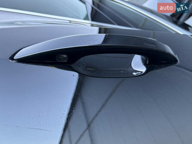 Чорний Ауді E-Tron, об'ємом двигуна 0 л та пробігом 95 тис. км за 36599 $, фото 82 на Automoto.ua