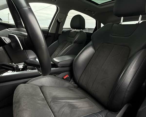 Чорний Ауді E-Tron, об'ємом двигуна 0 л та пробігом 148 тис. км за 31500 $, фото 25 на Automoto.ua