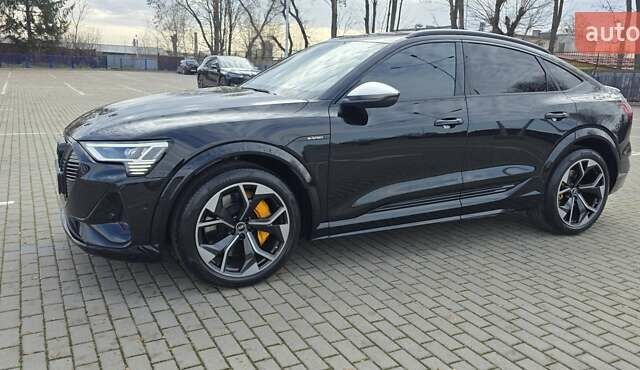 Черный Ауди E-Tron, объемом двигателя 0 л и пробегом 54 тыс. км за 43500 $, фото 43 на Automoto.ua