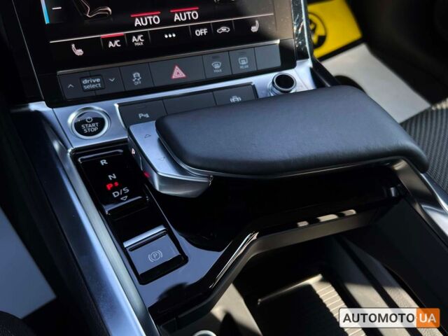 Черный Ауди E-Tron, объемом двигателя 71 л и пробегом 23 тыс. км за 30500 $, фото 13 на Automoto.ua