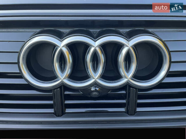 Чорний Ауді E-Tron, об'ємом двигуна 0 л та пробігом 35 тис. км за 40950 $, фото 4 на Automoto.ua