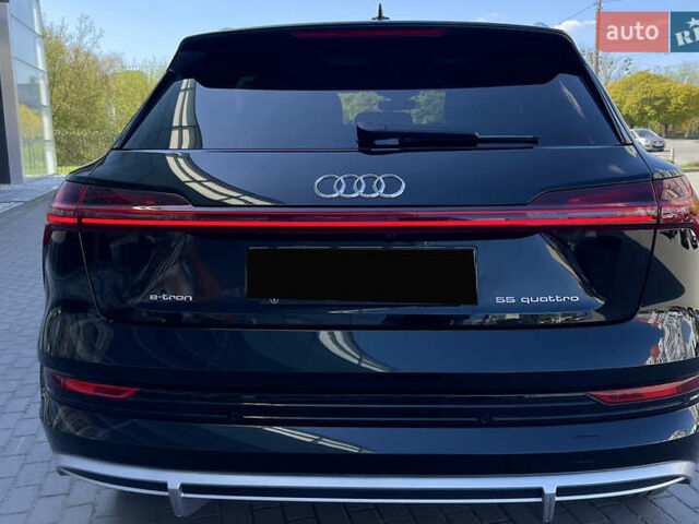 Черный Ауди E-Tron, объемом двигателя 0 л и пробегом 33 тыс. км за 53450 $, фото 11 на Automoto.ua