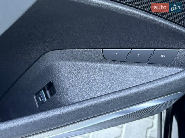 Чорний Ауді E-Tron, об'ємом двигуна 0 л та пробігом 95 тис. км за 36599 $, фото 80 на Automoto.ua