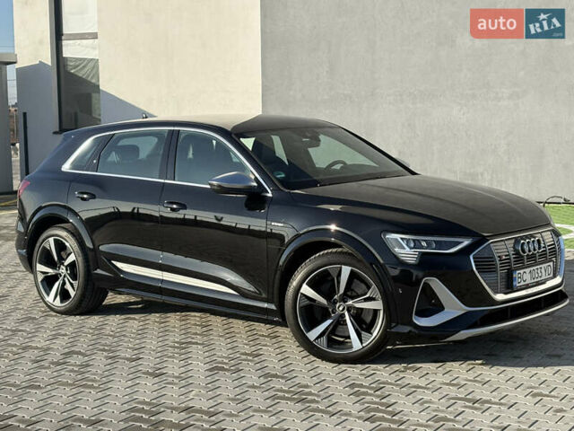Чорний Ауді E-Tron, об'ємом двигуна 0 л та пробігом 95 тис. км за 36599 $, фото 4 на Automoto.ua