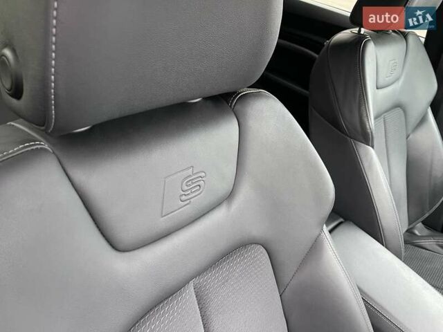 Черный Ауди E-Tron, объемом двигателя 0 л и пробегом 68 тыс. км за 37000 $, фото 30 на Automoto.ua