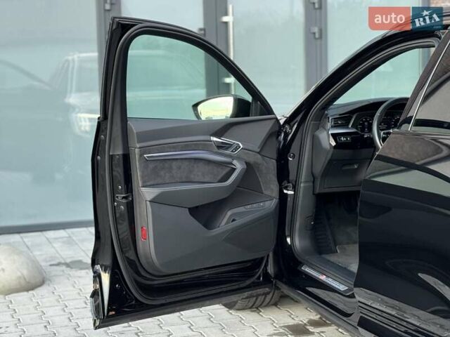 Черный Ауди E-Tron, объемом двигателя 0 л и пробегом 120 тыс. км за 29500 $, фото 41 на Automoto.ua