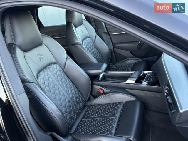 Чорний Ауді E-Tron, об'ємом двигуна 0 л та пробігом 95 тис. км за 36599 $, фото 69 на Automoto.ua