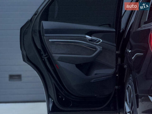 Чорний Ауді E-Tron, об'ємом двигуна 0 л та пробігом 84 тис. км за 36000 $, фото 38 на Automoto.ua