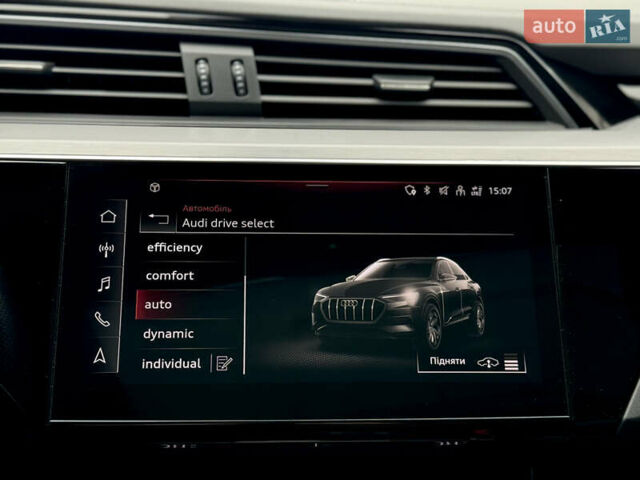 Черный Ауди E-Tron, объемом двигателя 0 л и пробегом 63 тыс. км за 44999 $, фото 47 на Automoto.ua