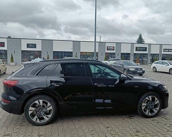 Черный Ауди E-Tron, объемом двигателя 0 л и пробегом 147 тыс. км за 29999 $, фото 13 на Automoto.ua