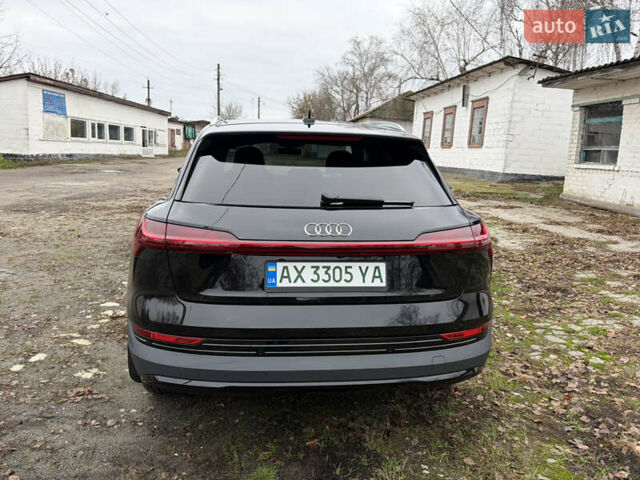 Чорний Ауді E-Tron, об'ємом двигуна 0 л та пробігом 126 тис. км за 27000 $, фото 3 на Automoto.ua
